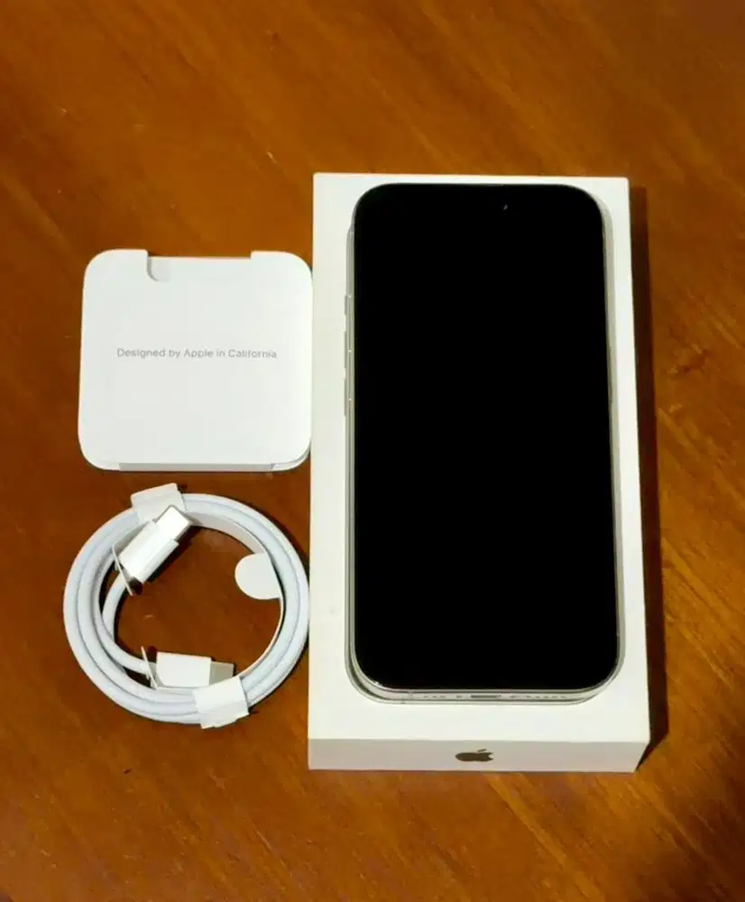 Dijual Iphone 15pro Titanium 256gb Ex garansi Inter Mulus!