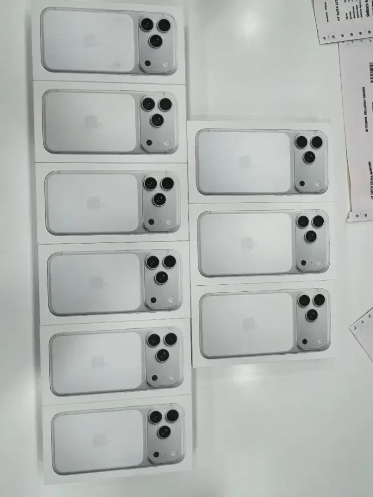 Kredit iPhone 17 garansi iBox