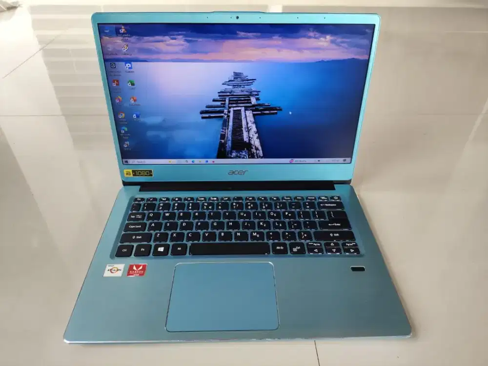 Laptop acer swift sf314-41
Atlon 300U
Vga vega 3 
Ram 8GB