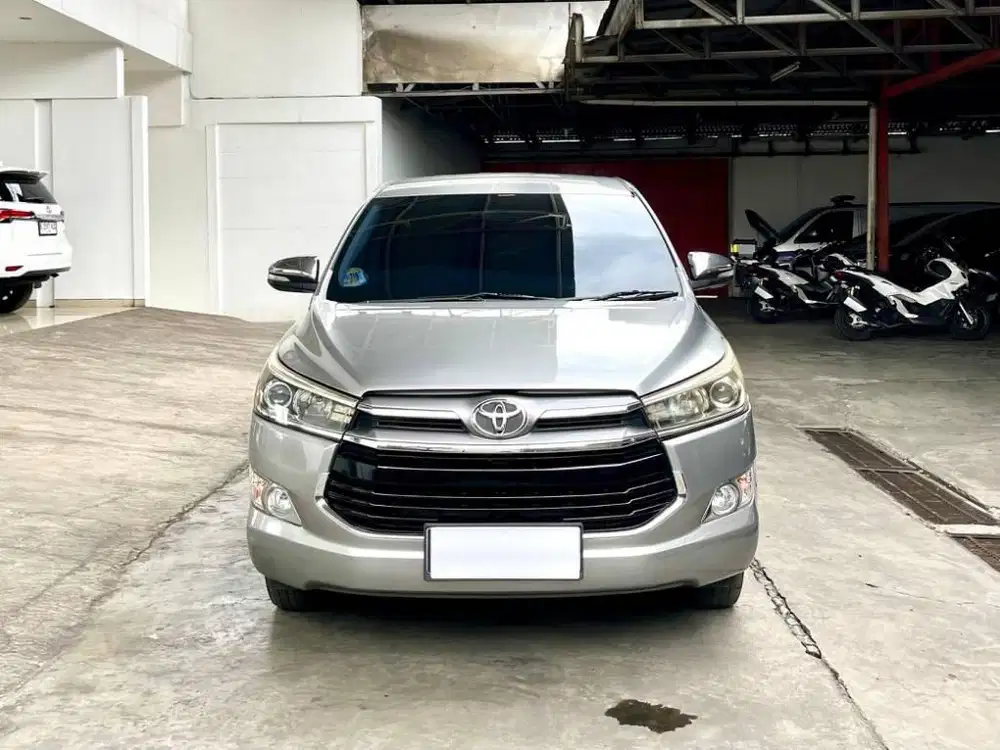 Toyota Inova 2.0 Q Matic / AT 2016