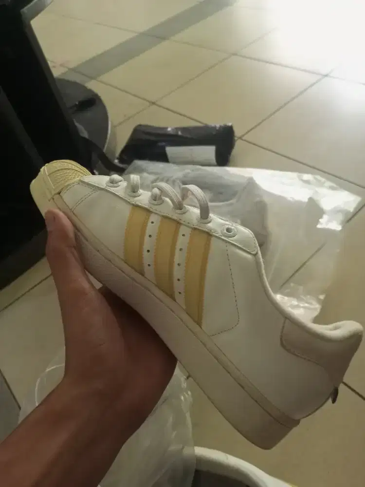 adidas superstar adicolor
