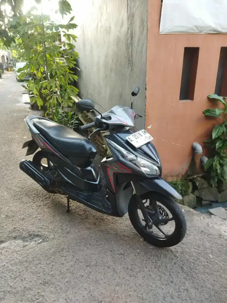 Honda Vario techno karbu thn 2011