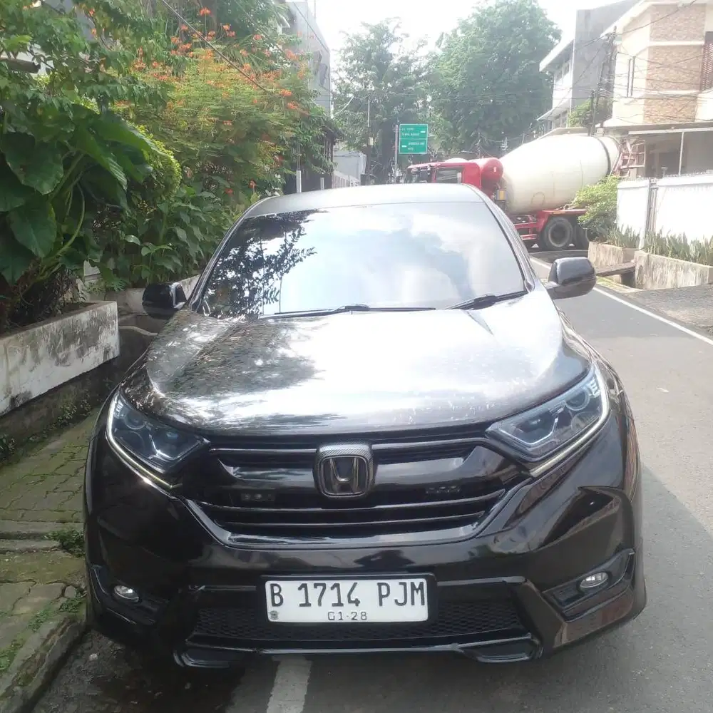 DI JUAL CEPAT CRV - TURBO 2017 PEMAKAIAN 2018 MEWAH