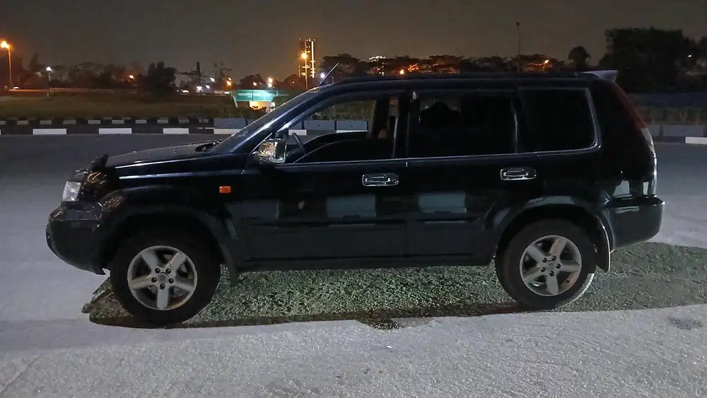 Nissan X-Trail 2003 Bensin