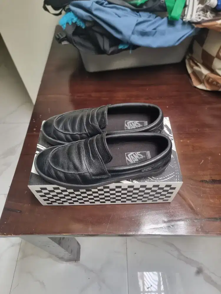 Vans slip on proskate loafer