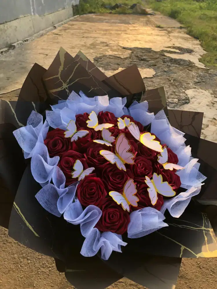 bucket bunga elegant