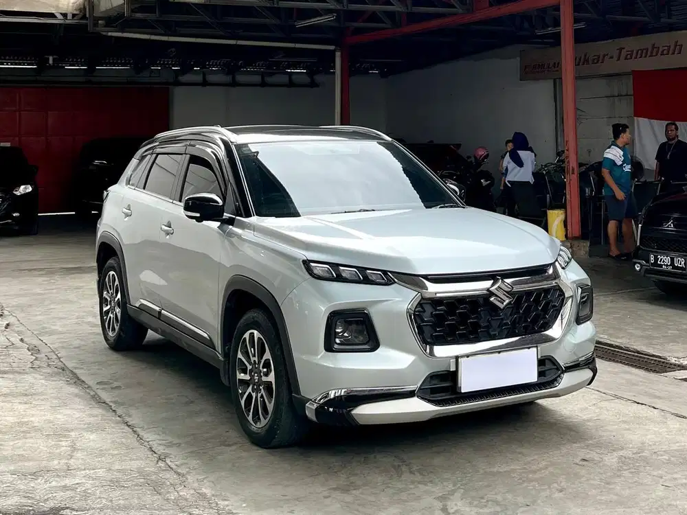 Suzuki Grand Vitara Hybrid Matic / AT 2023'