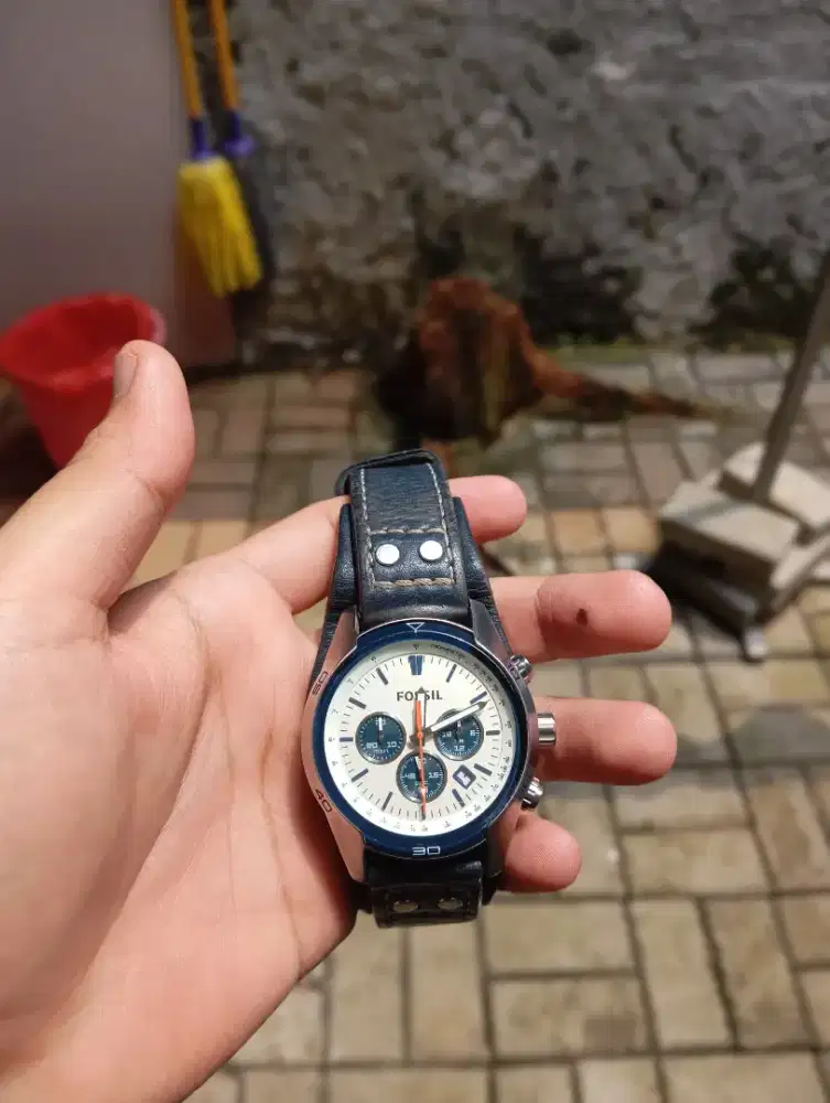 Jam tangan Fossil