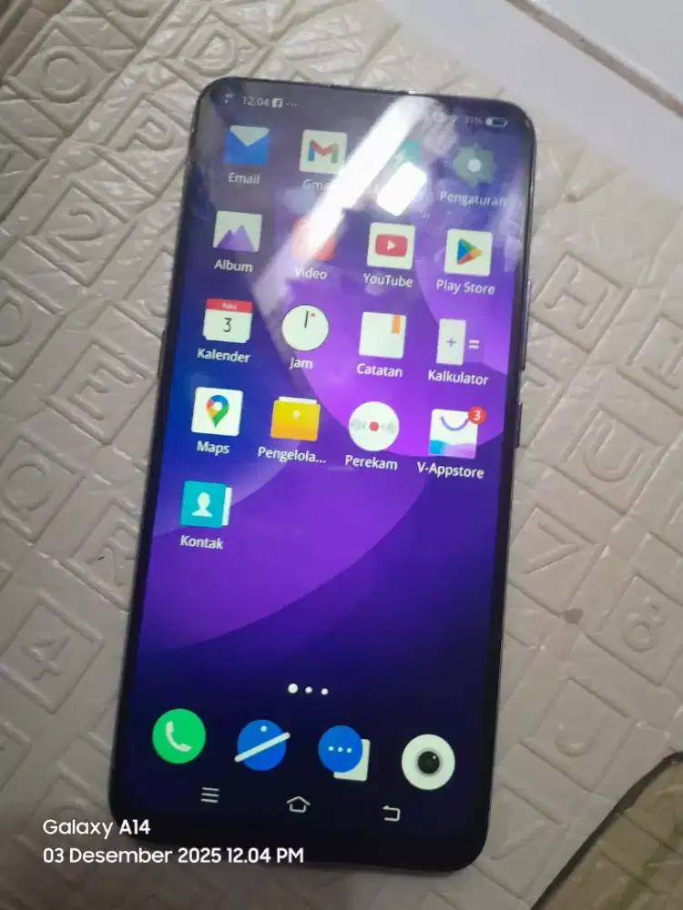 Jual Hp Vivo V15 seken murah RAM 8GB Memory 256GB