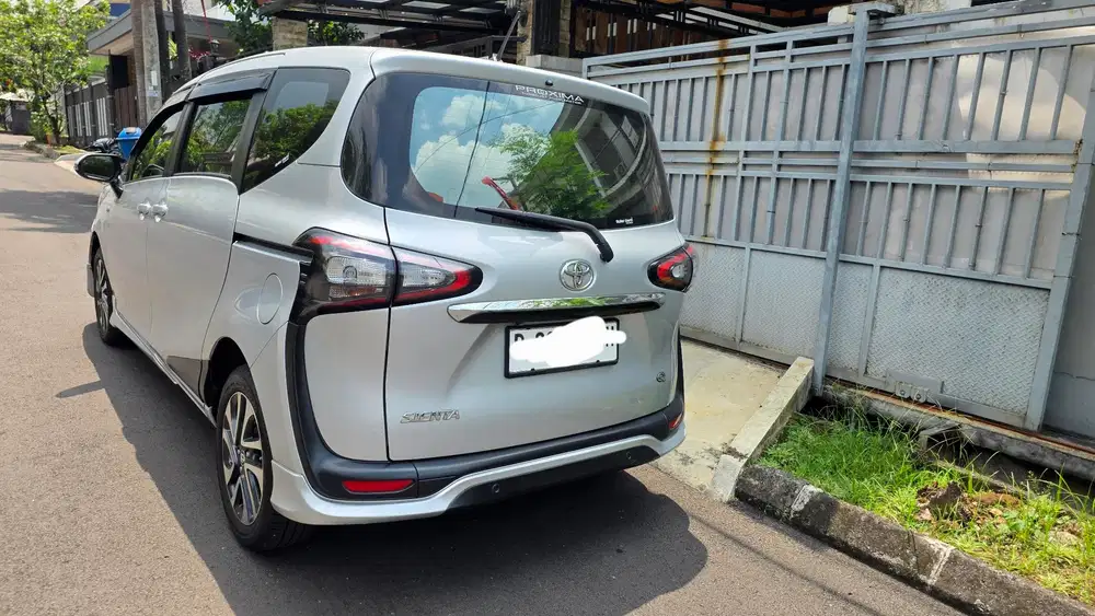 Toyota Sienta 2018 Bensin
