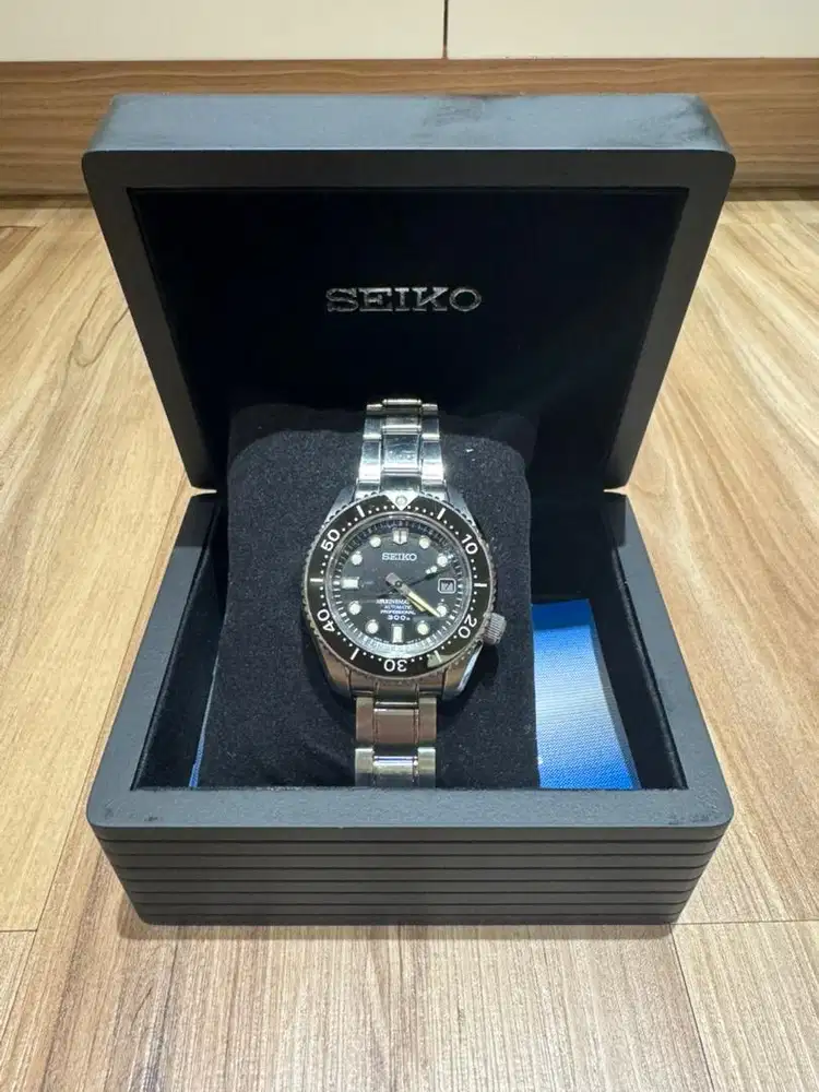 Seiko Marine Master MM300 SBDX001 Diver Professional