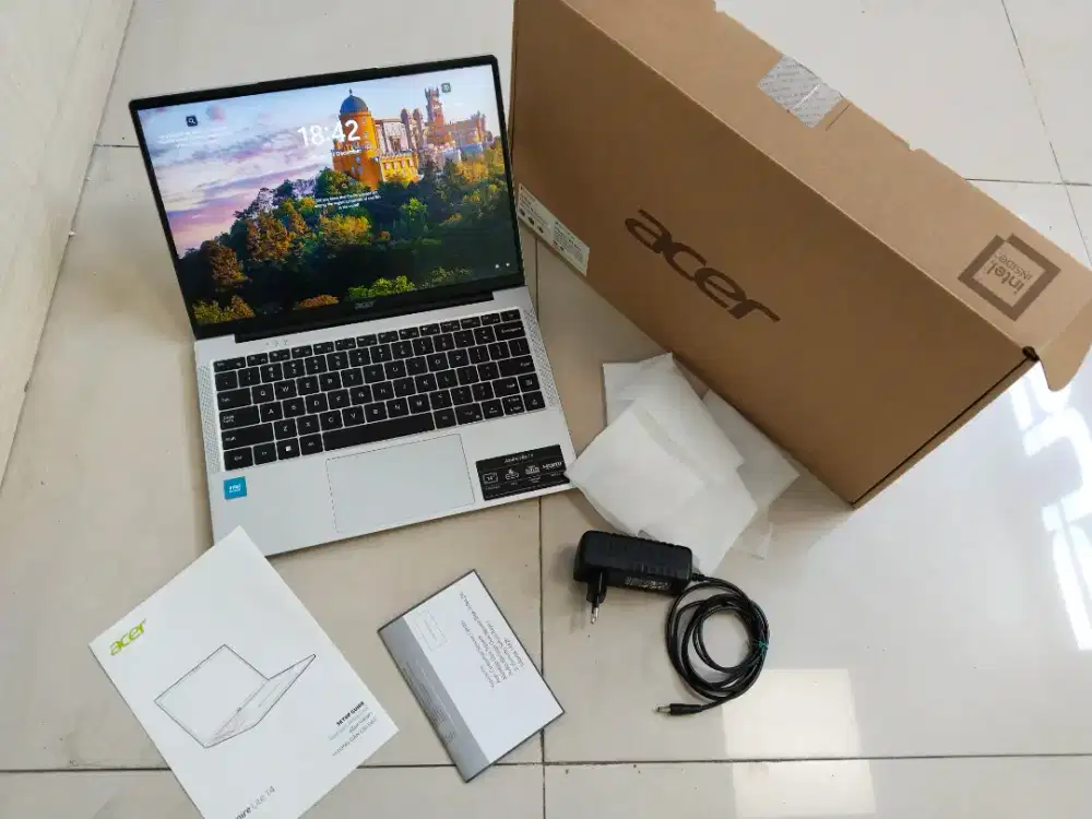 Dijual laptop Acer Aspire AL 14 Intel N100 Ram 8GB DDR5 ssd256GB Lngkp