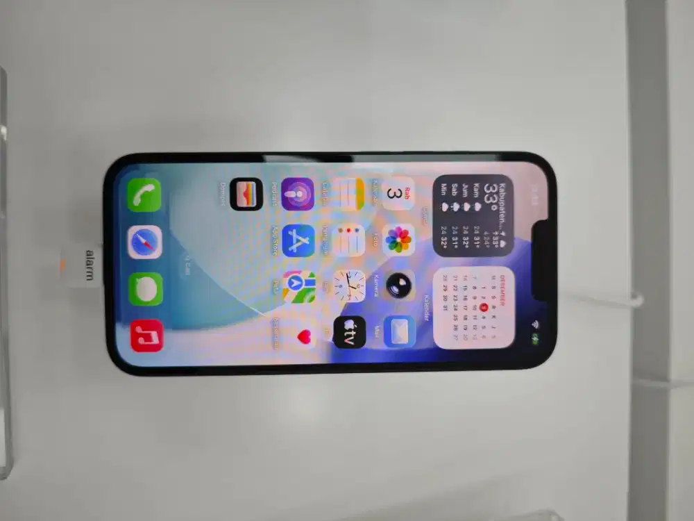 iPhone 16e iBox Diponegoro Sidoarjo