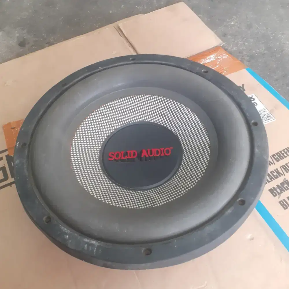 Speaker subwoofer 12in solid audio