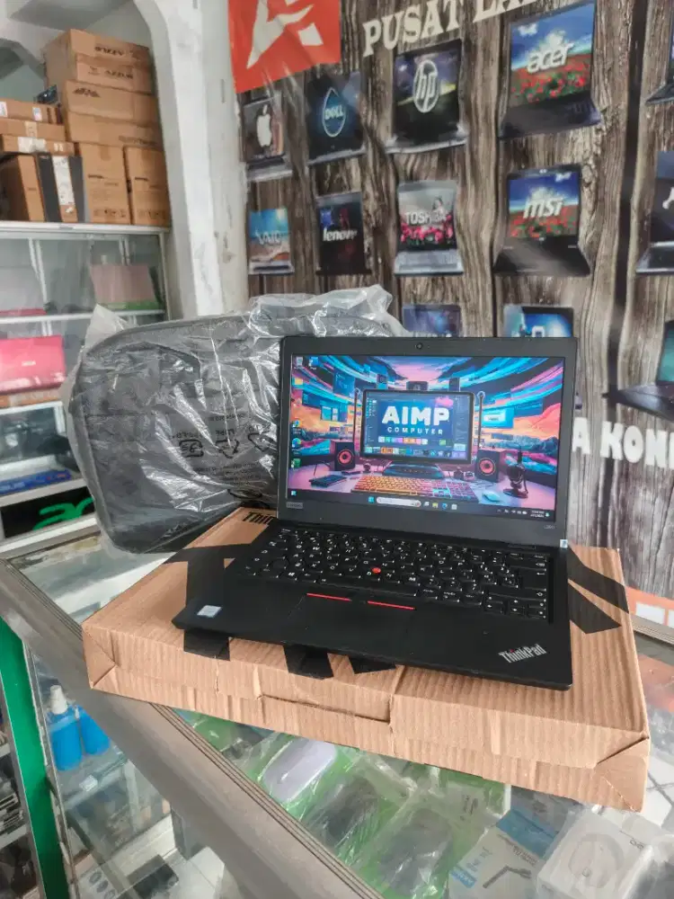 Laptop lenovo thinkpad slim ci5 ram 8 ssd keyboard nyala