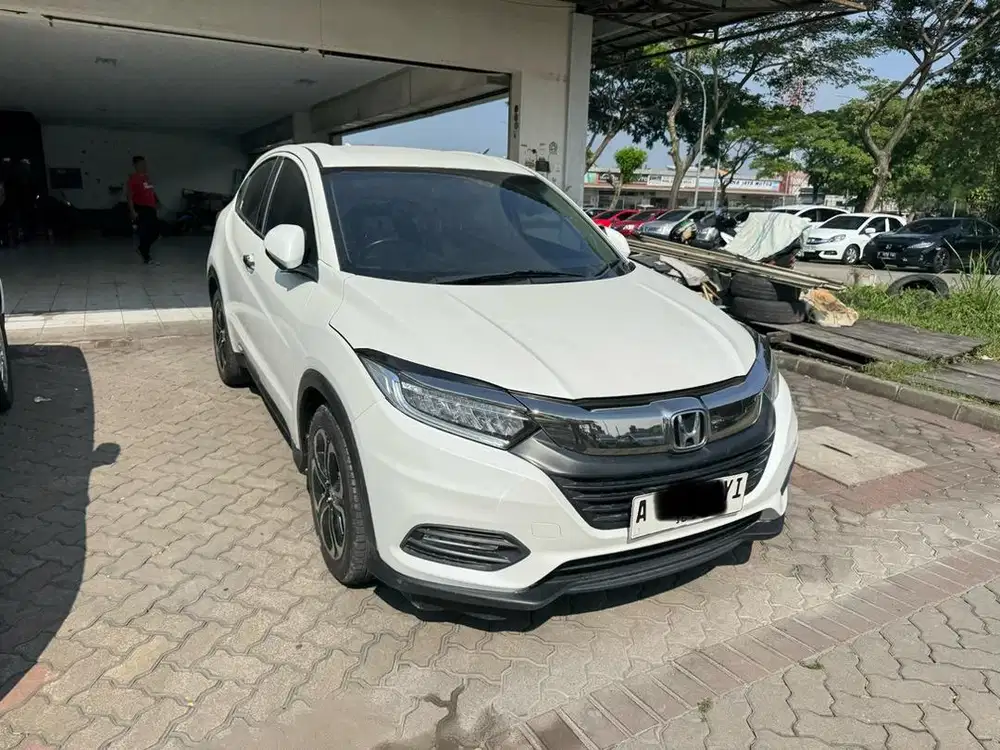 (Cash) Hrv se at 2019 putih kredit cash hr-v