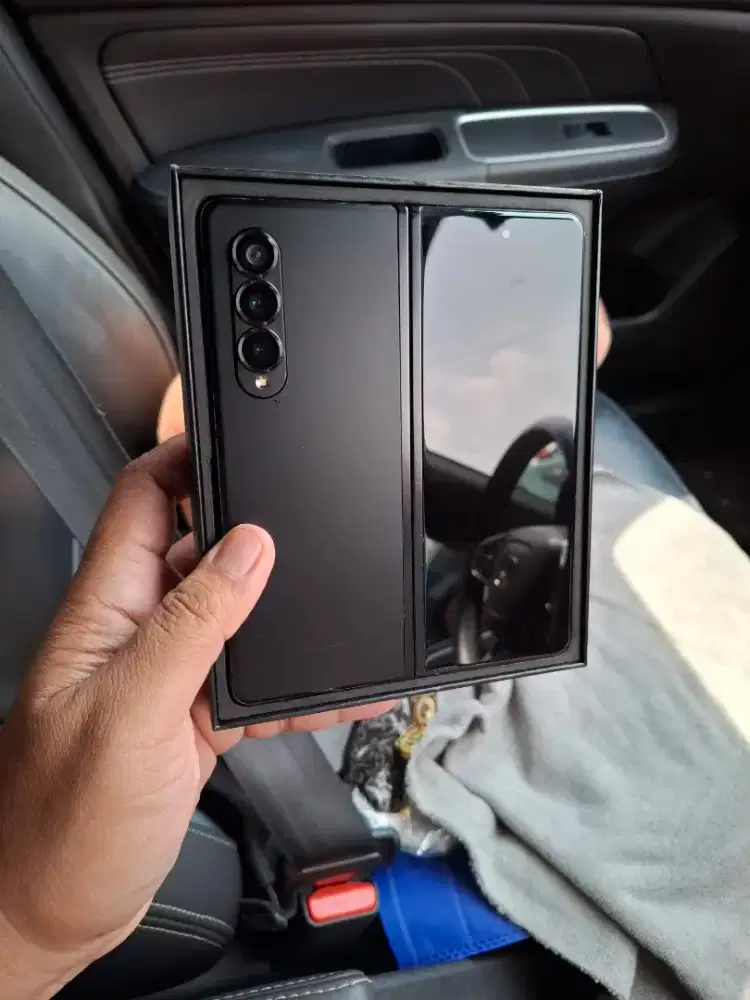 Samsung Z fold 3 sein 12/256 normal murah