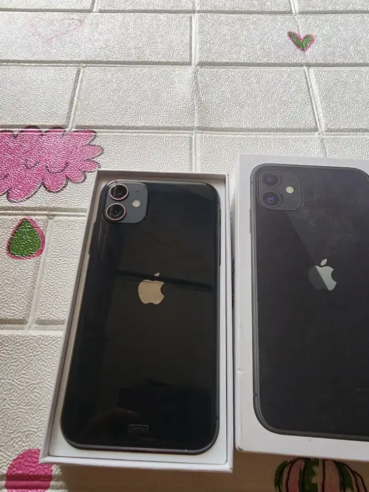 Iphone 11 128gb ex ibox warna black