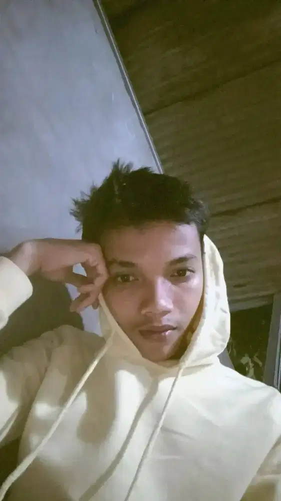 Cari pekerjaan apa saja siap di mess