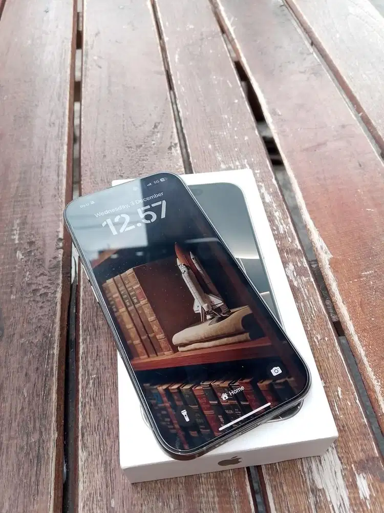 iPhone 16 Pro 256GB Silver – Fullset, Mulus, IMEI Resmi