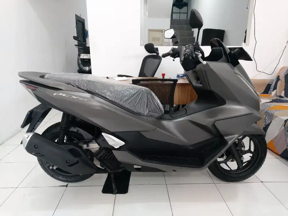 HONDA NEW PCX 160 2025 KM 5RB PERAK PJK PANJANG