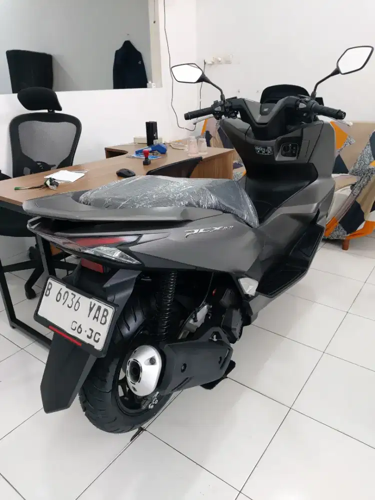 HONDA NEW PCX 160 2025 KM 5RB PERAK PJK PANJANG
