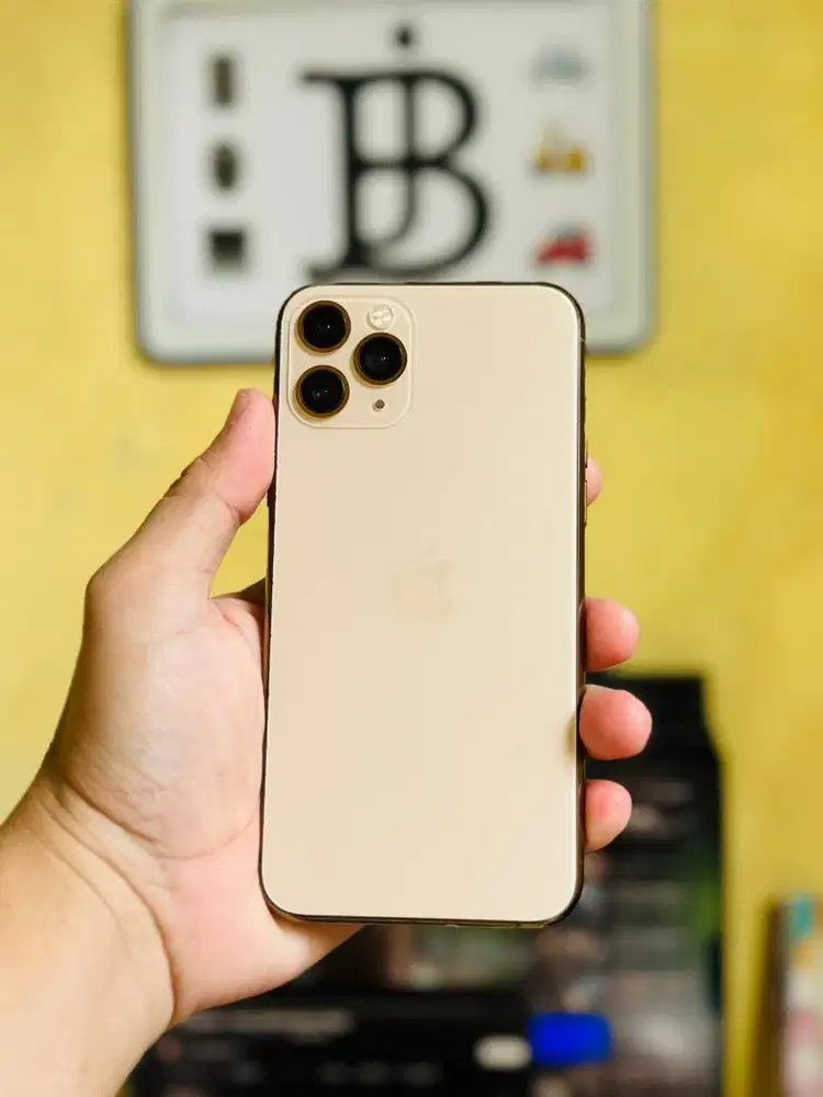 iPhone 11 Pro Mulus jual cepaat