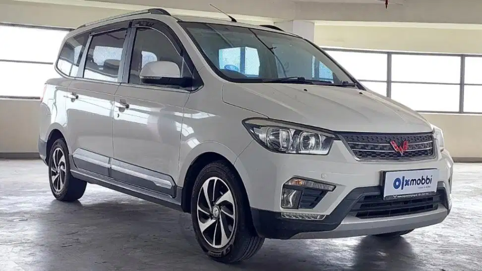 Wuling Confero S 1.5 L Bensin-MT 2018 Putih