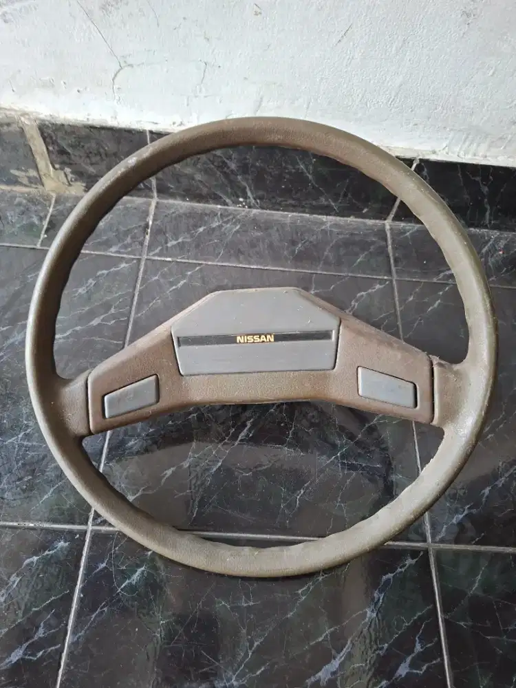 Stir mobil nissan march