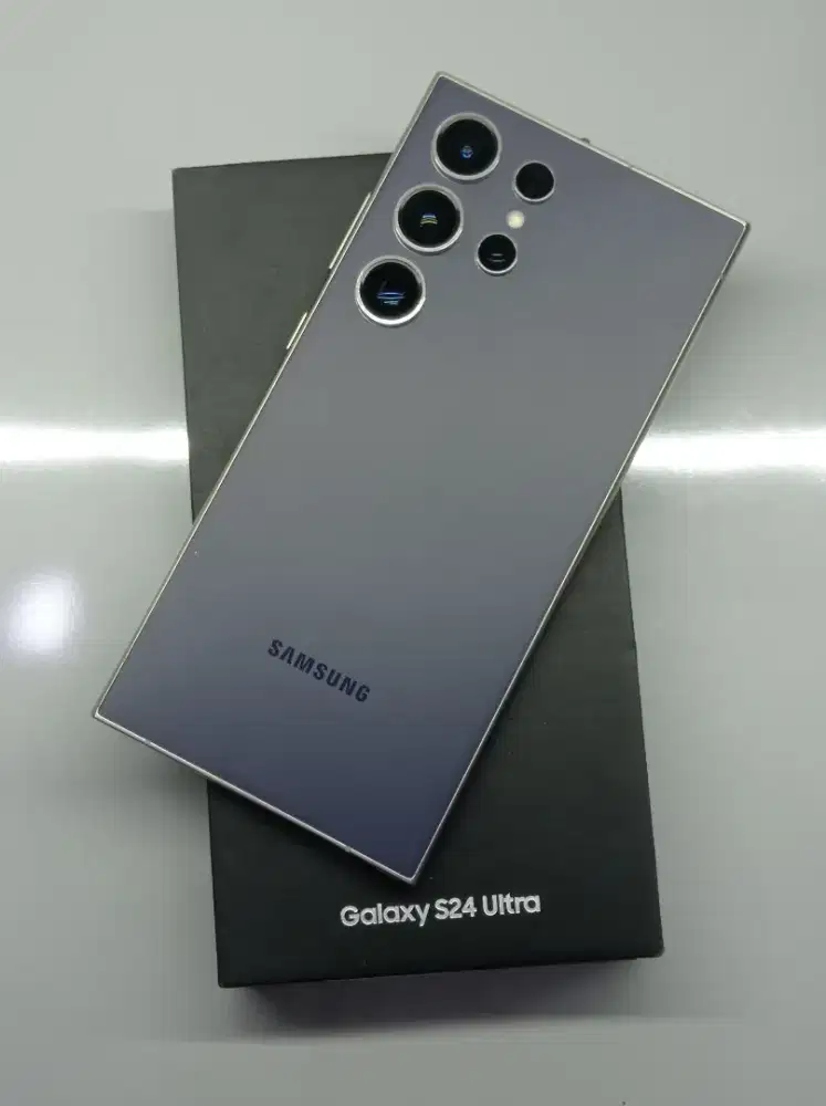 Samsung galaxy s24 Ultra 12/512gb SEIN