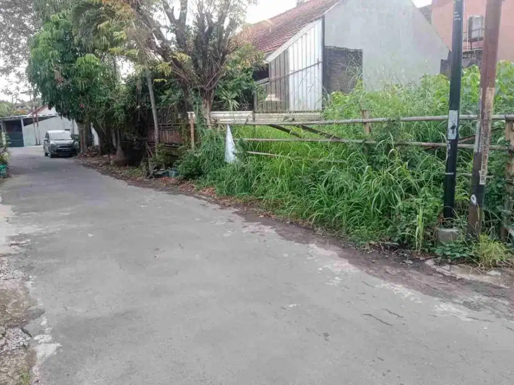 Tanah Strategis Akses Simpangan Mobil Dekat UMS Pabelan