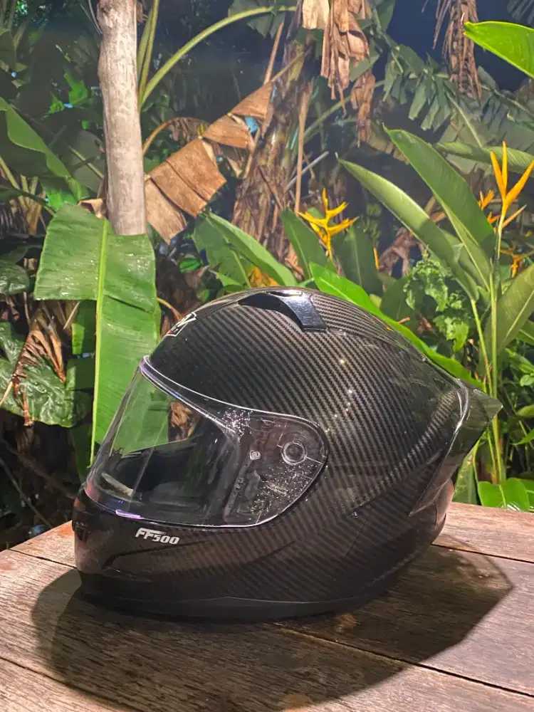 Helm RSV ff500 Carbon graphic + spoler