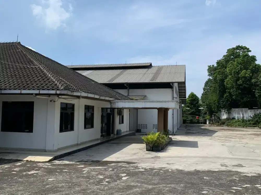 Di Jual Pabrik / Gudang Masih Aktive Cimareme  Bandung