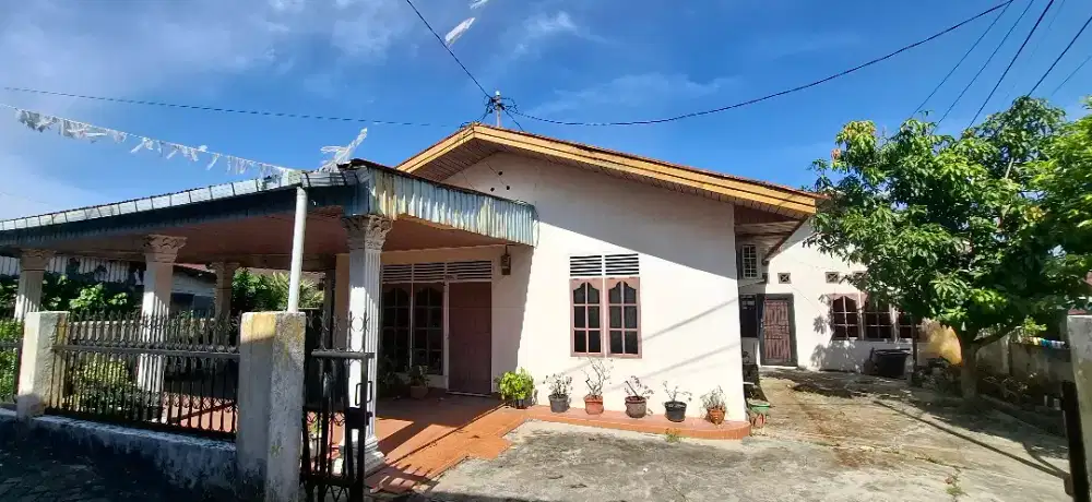 Dijual Rumah pribadi dgn lokasi pusat sekolah dan perkantoran