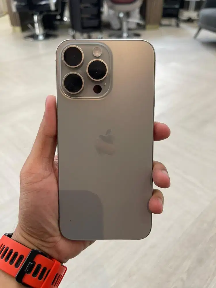 Iphone 15 pro max 1 Tb ibox