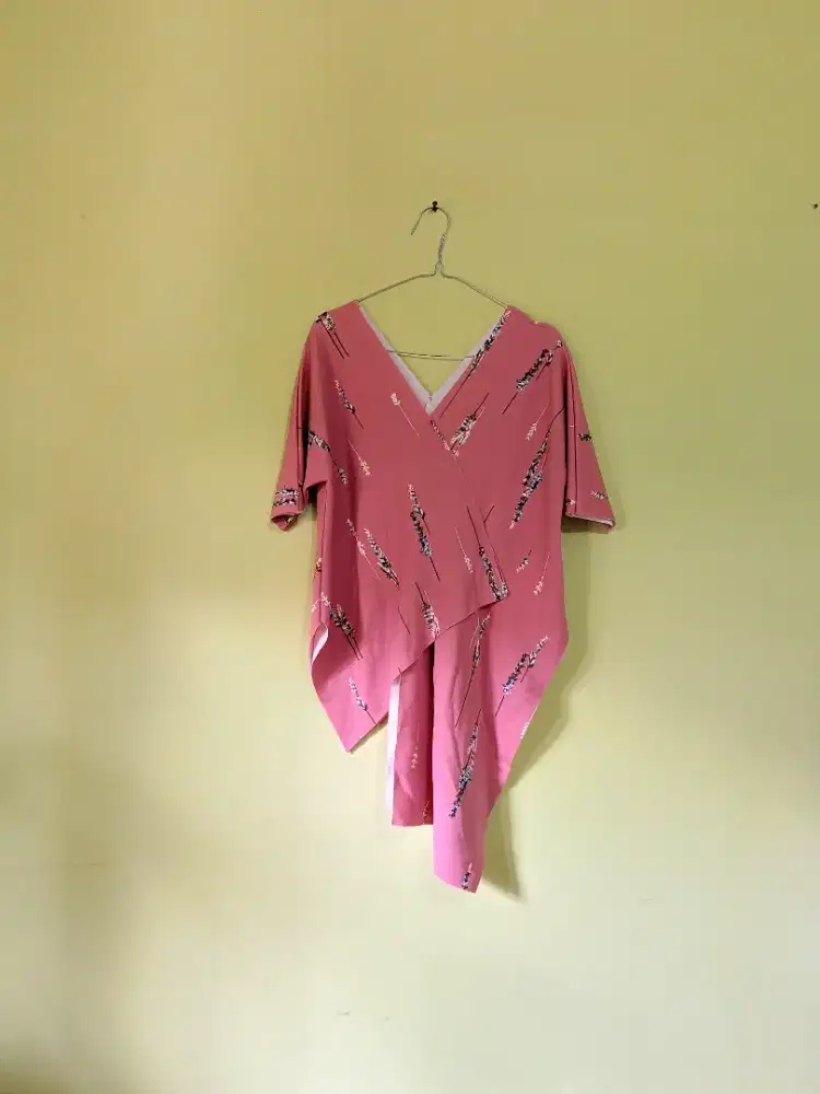 Blouse Asimetris Pink (Barang SGP)