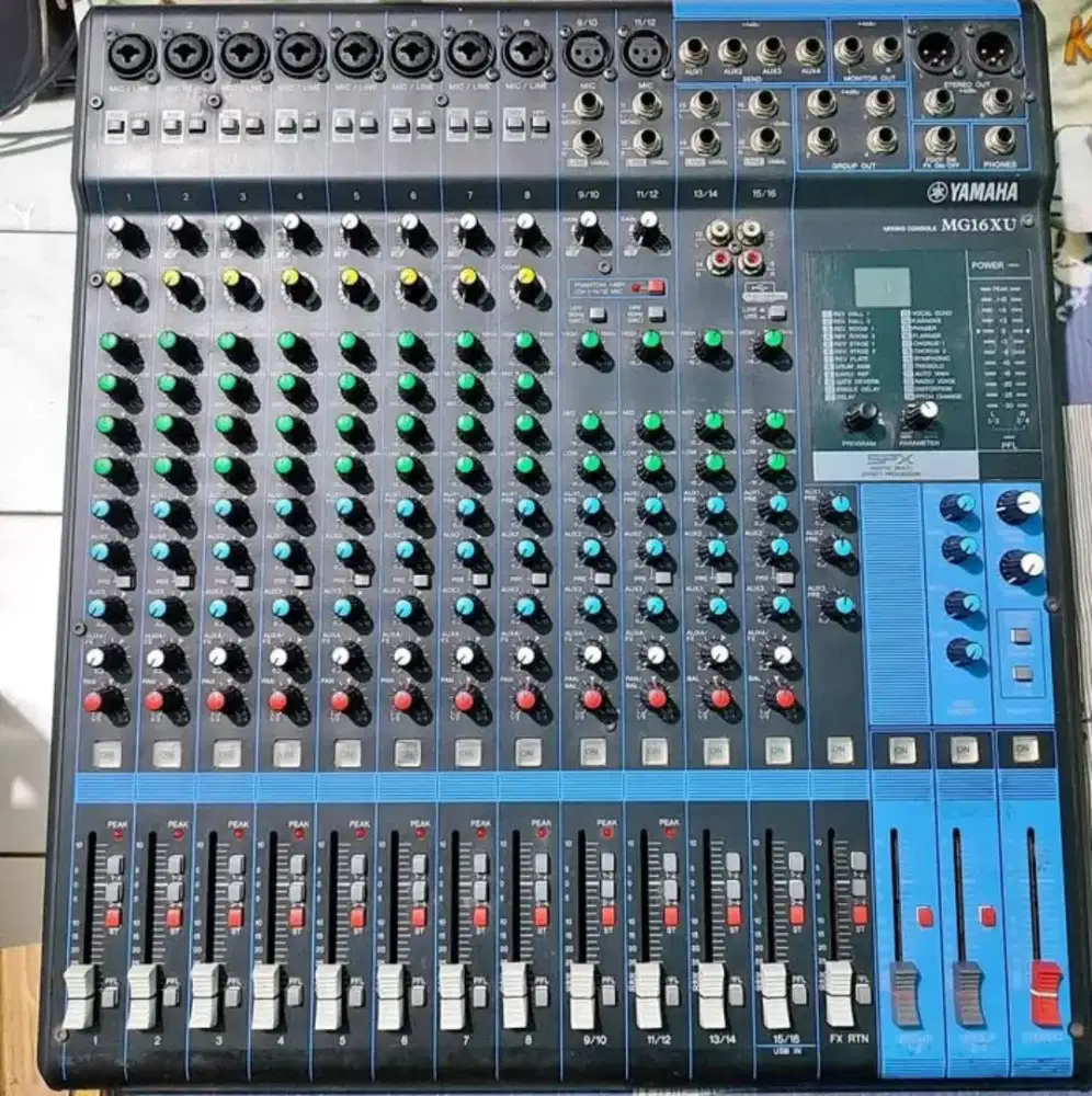 Mixer Yamaha MG16XU