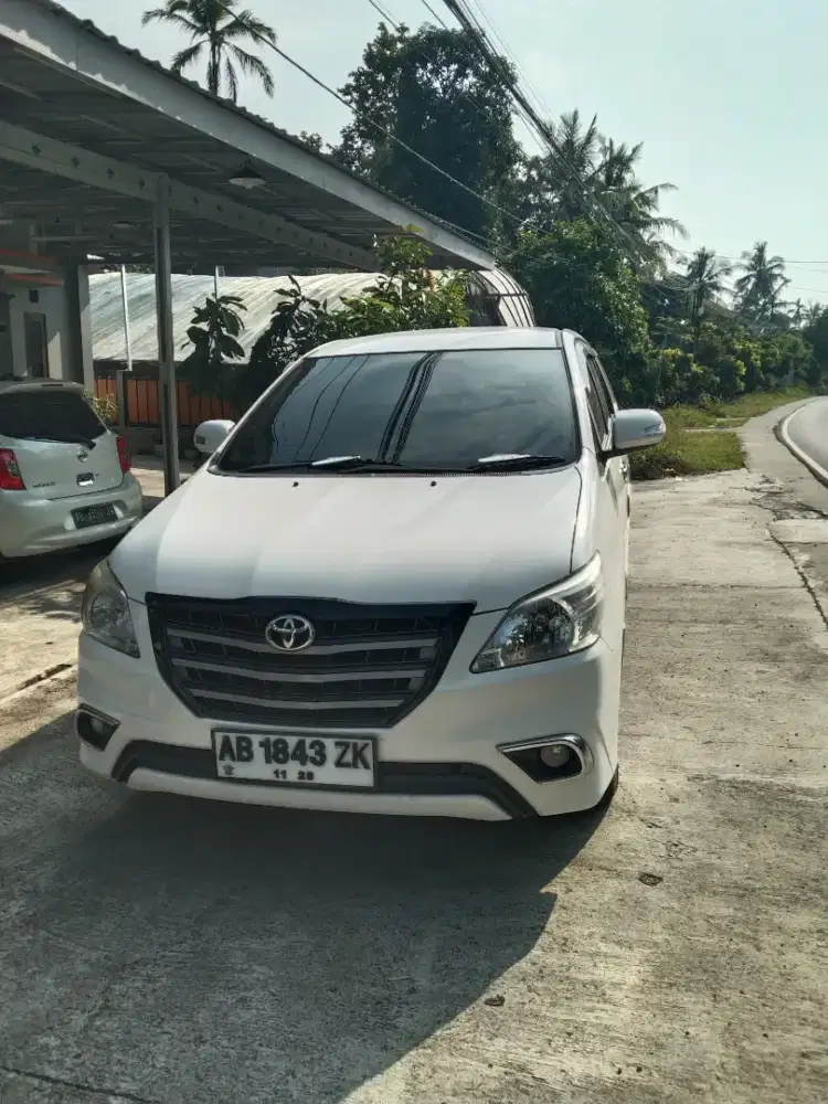 Innova luxury bensin metic