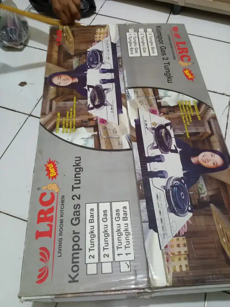 Kompor kaca dua tungku