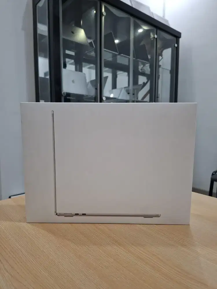 Macbook Air M2 2022 Starlight 16/256