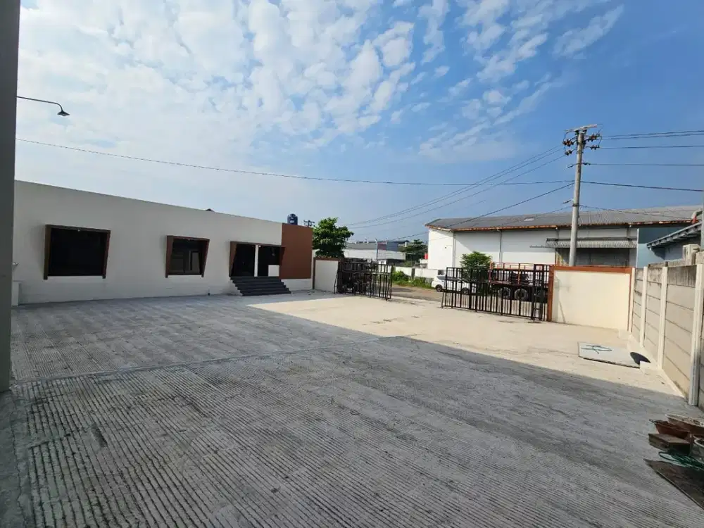 Gudang Dijual Siap Pakai 2500 m2 Di Kawasan Industri Gatot Soebroto Ngaliyan Semarang