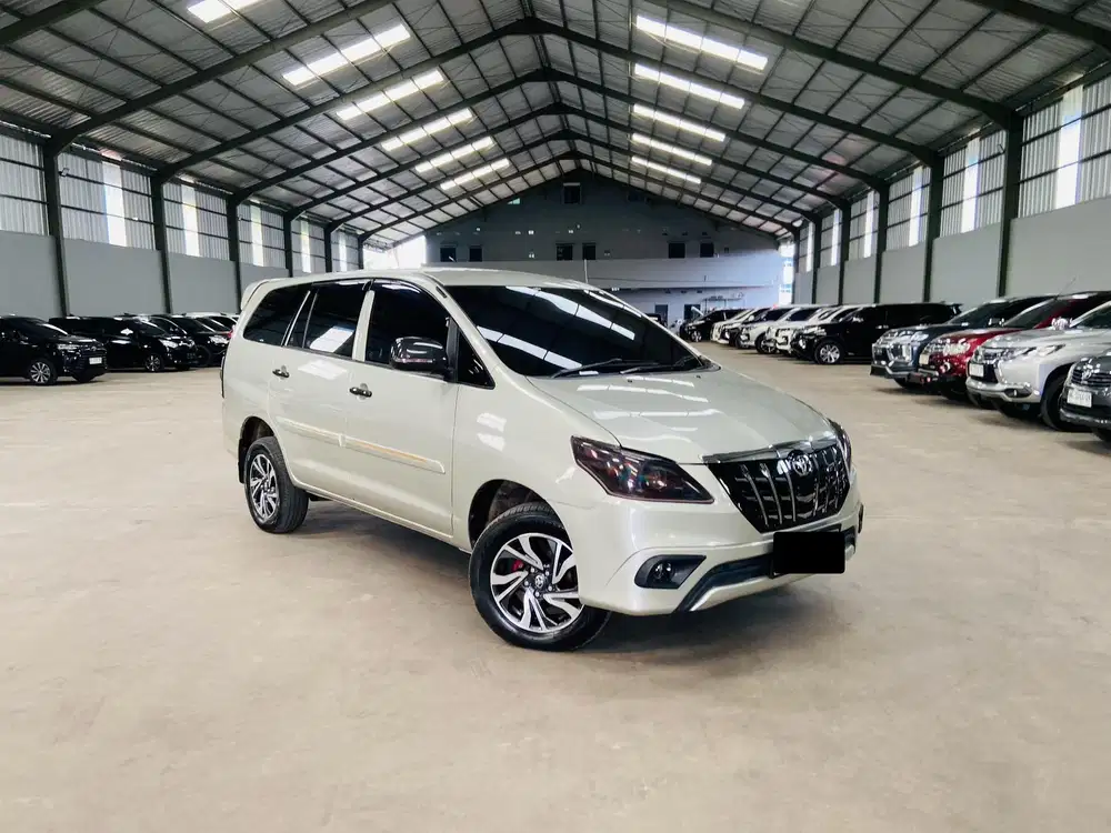Toyota Innova 2.5 (Diesel) up G 2013 / 2014 MT Manual, Sangat terawat