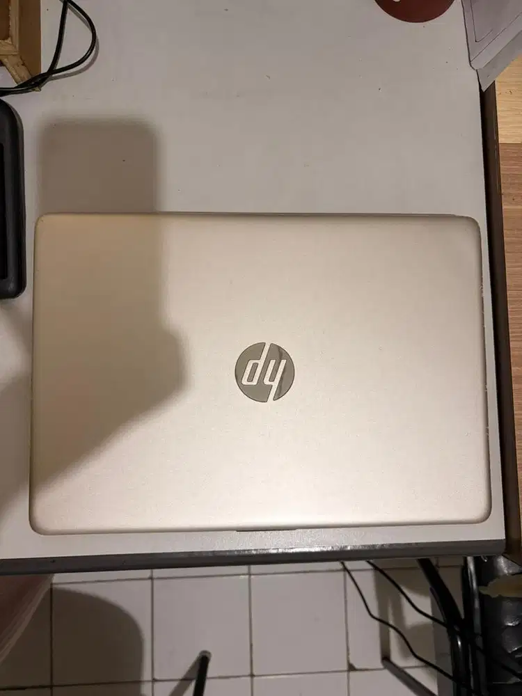 HP 14s AMD Ryzen 3 3200U Radeon Vega Mobile Gfx 1,03 TB