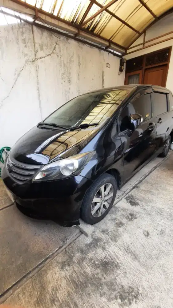 Honda Freed PSD Black