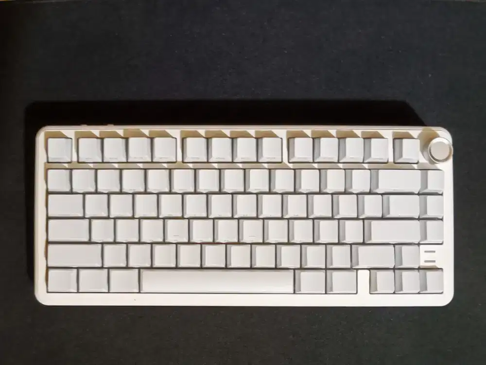 WEIKAV WK75 (White Variant) - HSC 2025