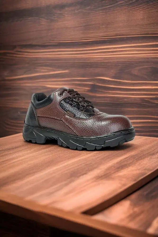 Diskon Sepatu safety terbaru Parung Panjang