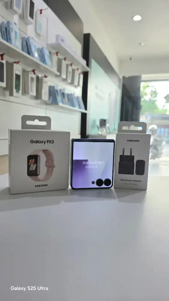 Samsung Galaxy Z Flip7 12/256GB