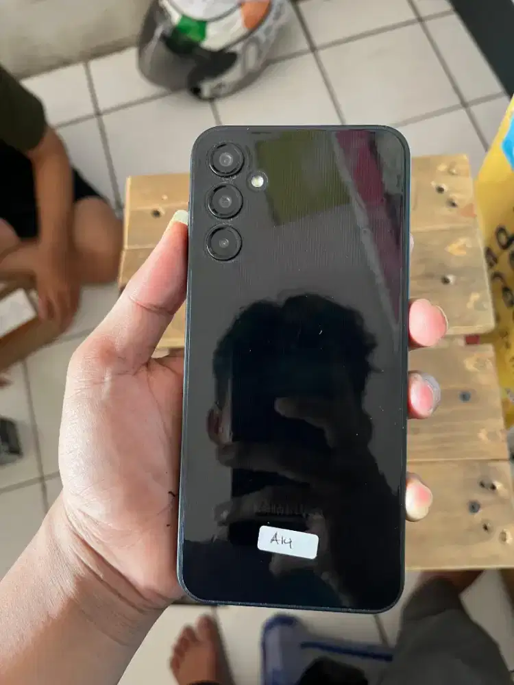 Samsung A14 bekas baik