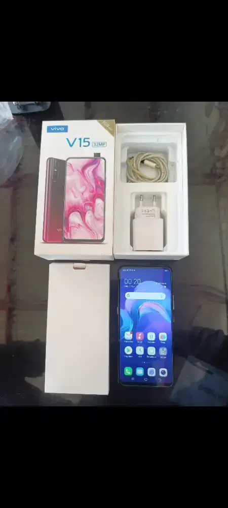 Vivo V15 6/64 gb