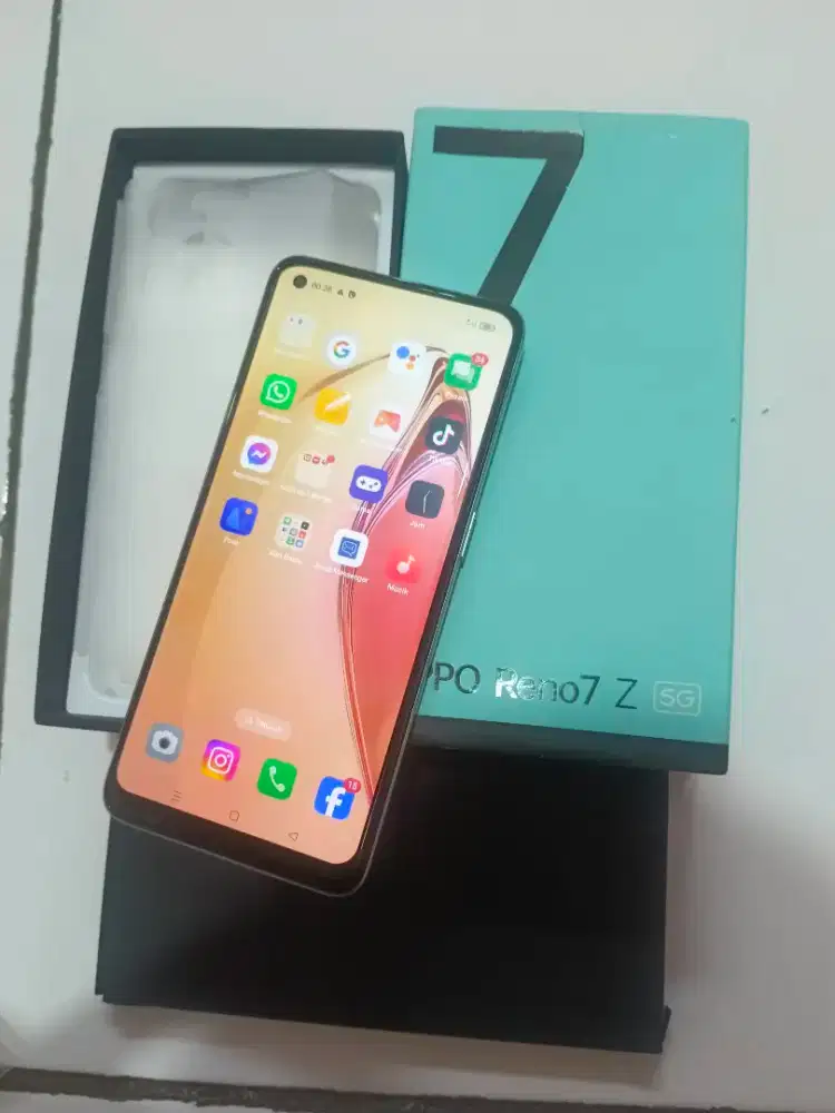 OPPO RENO 7Z 5G LENGKAP MULUS